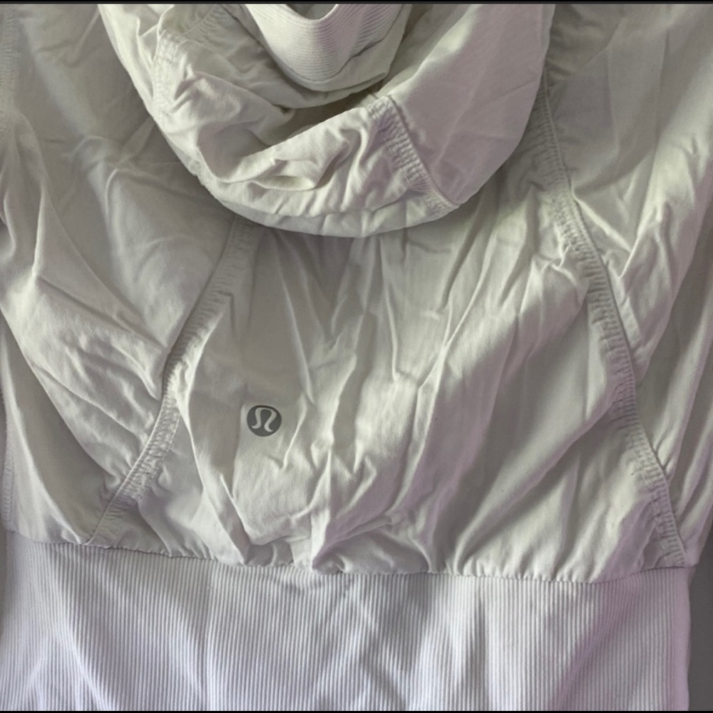 Lululemon jacket - Picture 3 of 3